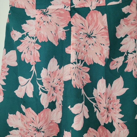 Flower dress - Picture 4 of 4